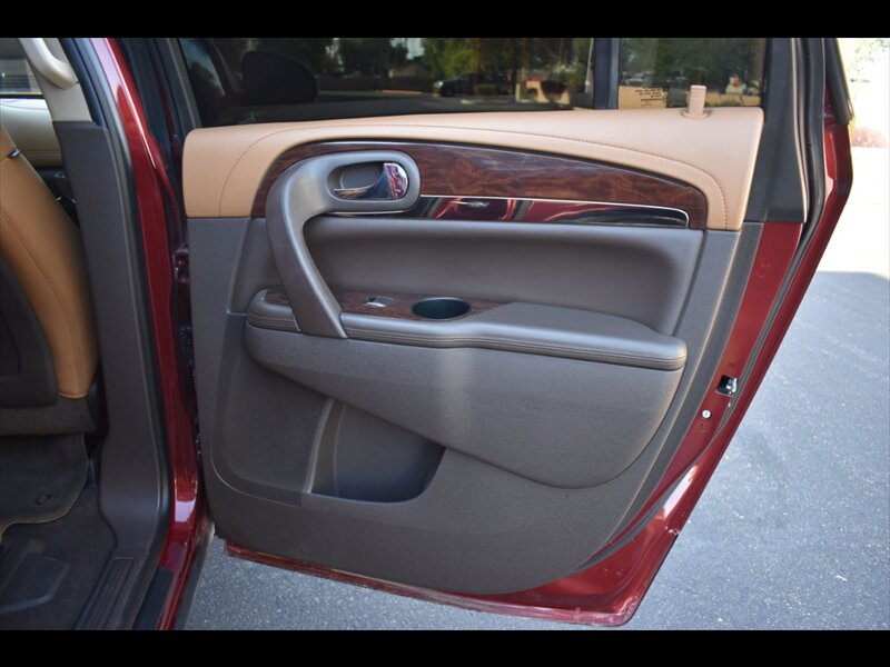 Used 2016 Buick Enclave Leather FWD image 28