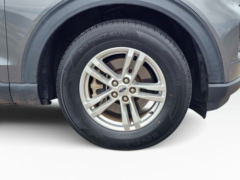 Used 2022 Ford Explorer XLT RWD image 6