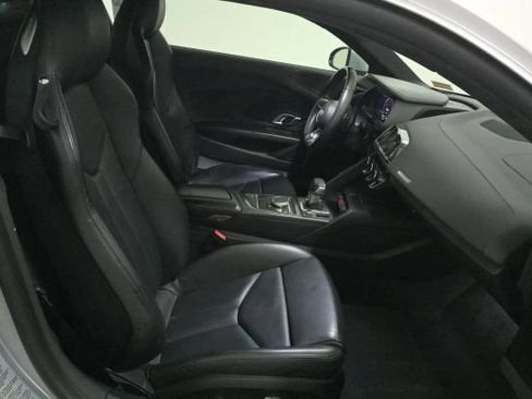 Used 2017 Audi R8 V10 image 8