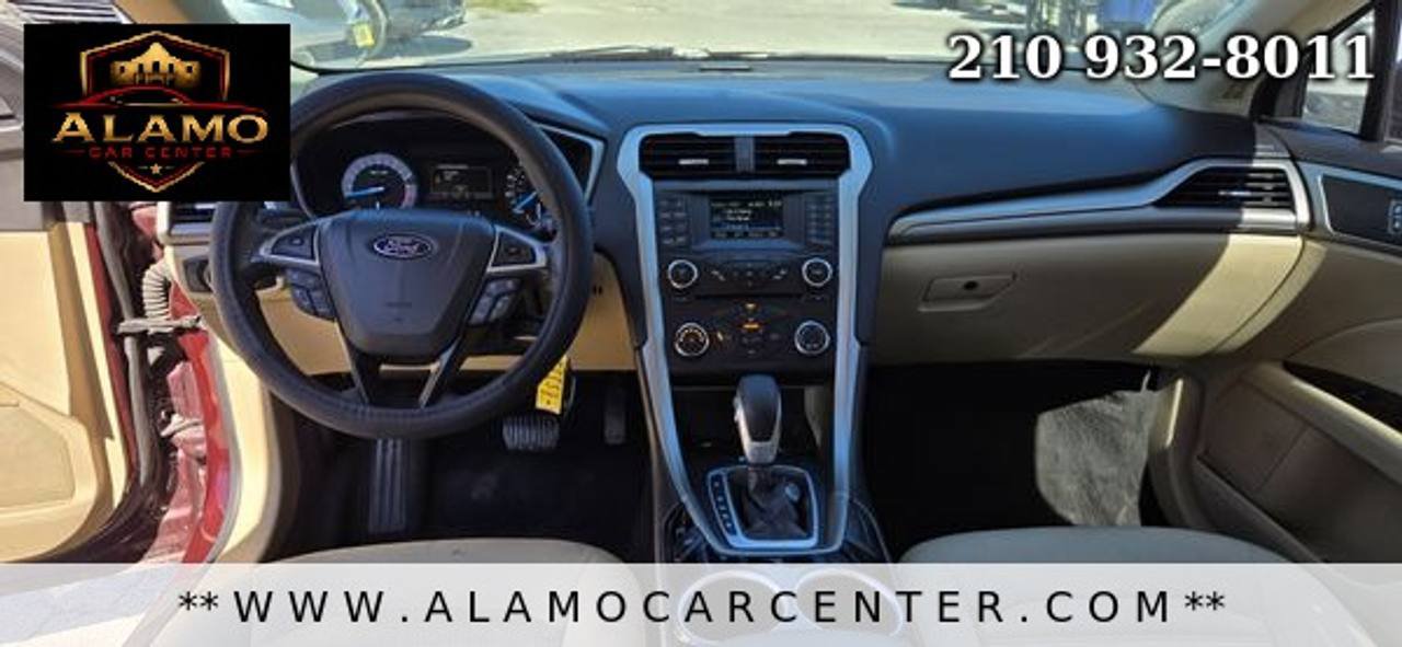 Used 2013 Ford Fusion SE FWD image 34