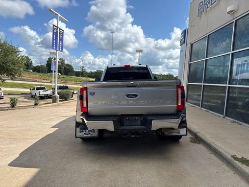 Used 2024 Ford F350 Lariat w/ FX4 Off-Road Package AWD/4WD image 6