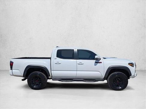 Used 2021 Toyota Tacoma TRD Pro AWD/4WD image 4
