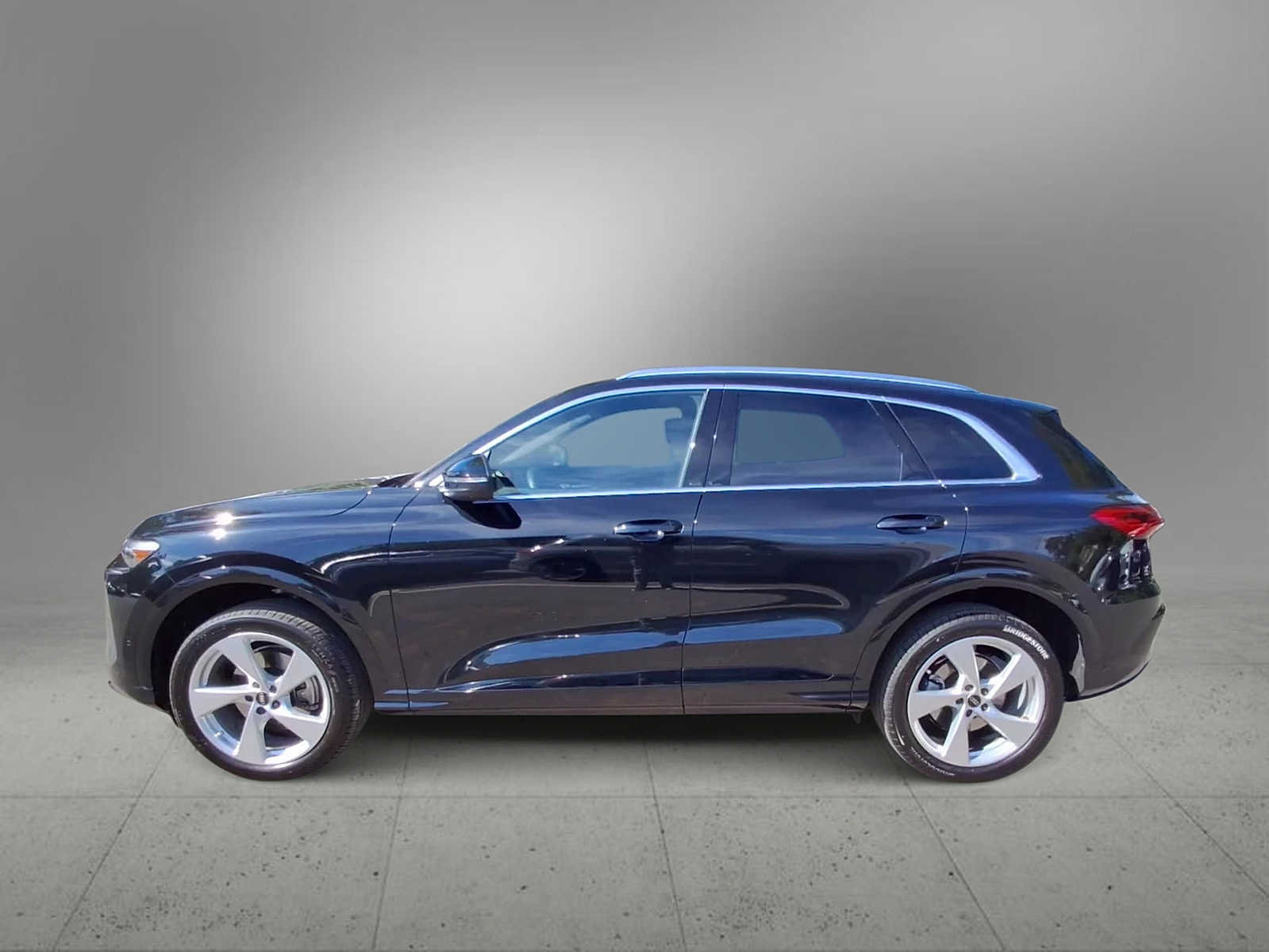 Used 2025 Audi Q5 Premium Plus AWD/4WD image 5