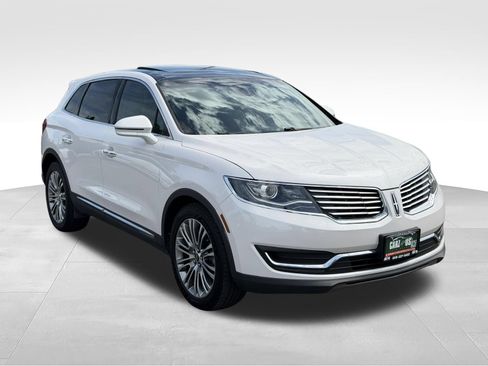Used 2017 Lincoln MKX Reserve w/ Lincoln MKX Climate Package AWD/4WD image 3