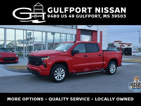 Used 2023 Chevrolet Silverado 1500 Custom image 1