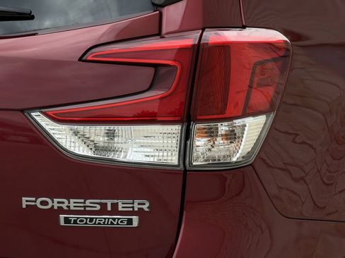 Used 2020 Subaru Forester Touring w/ Popular Package #2 AWD/4WD image 11