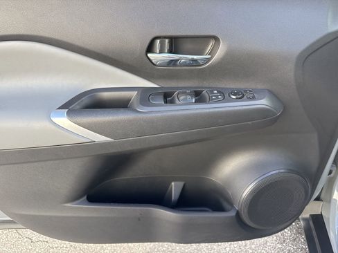 Used 2023 Nissan Kicks SR w/ SR Premium Package image 16