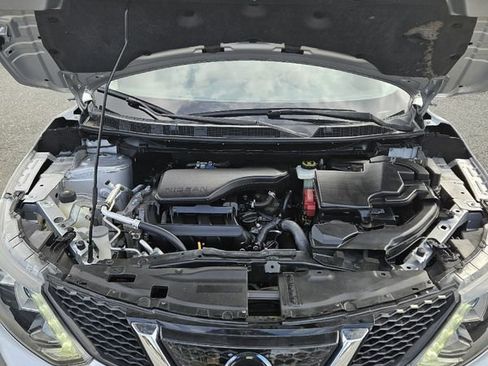 Used 2019 Nissan Rogue Sport S image 26