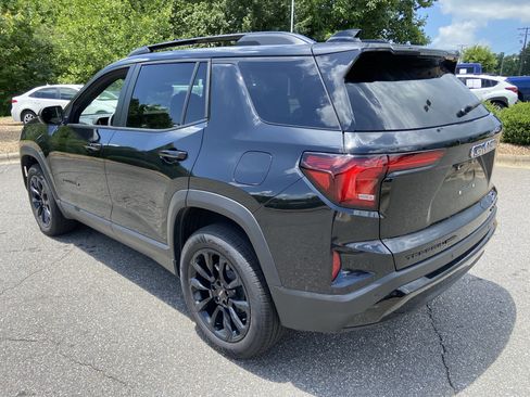 Used 2025 GMC Terrain Elevation w/ Black Edition AWD/4WD image 6