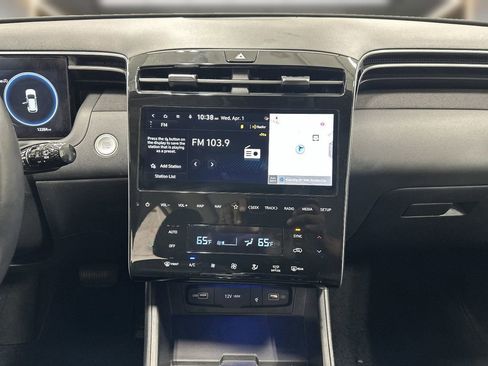 Certified 2023 Hyundai Tucson Limited image 9