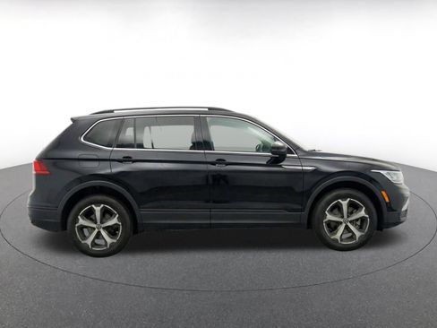 Used 2026 Volkswagen Tiguan SE AWD/4WD image 10