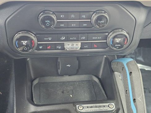 Used 2021 Ford Bronco Wildtrak image 31