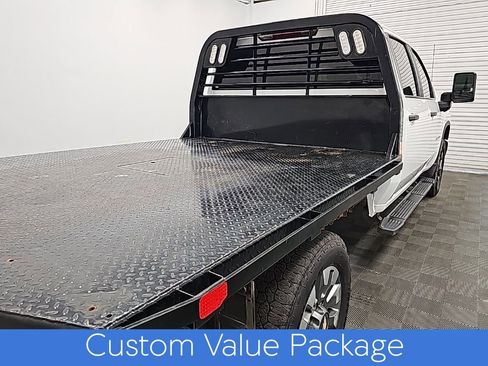 Used 2024 Chevrolet Silverado 2500 Custom w/ Custom Value Package image 10