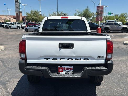 Used 2022 Toyota Tacoma SR RWD image 7
