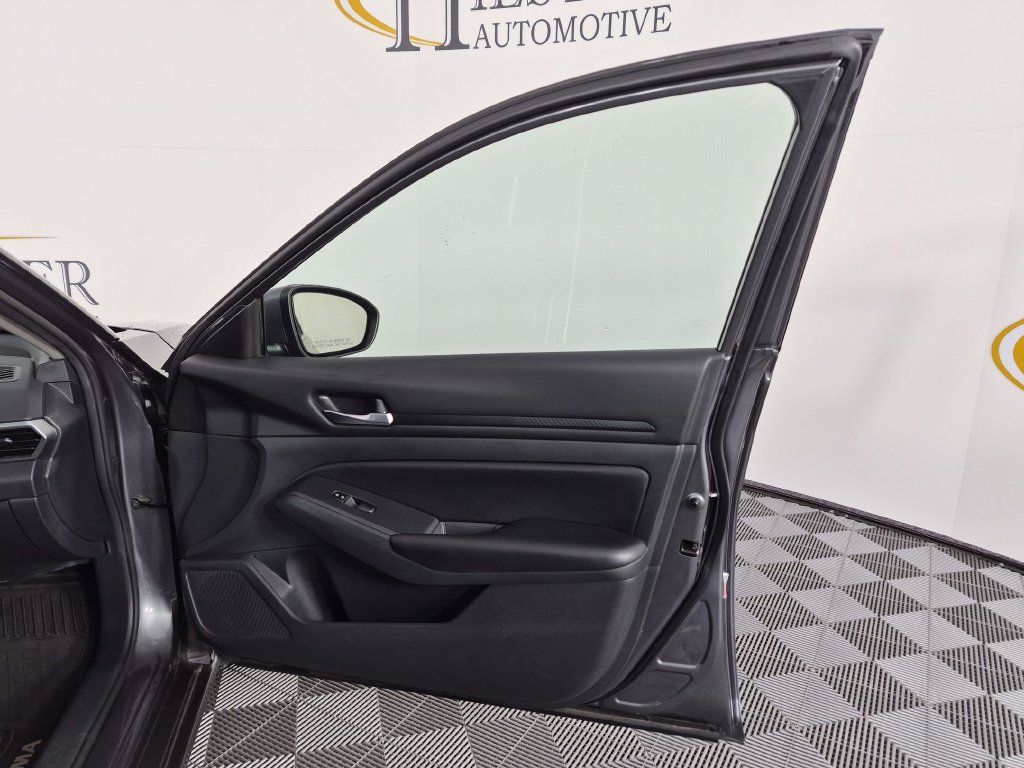Used 2022 Nissan Altima 2.5 S FWD image 34