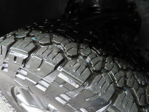 Used 2025 Ford F150 Tremor w/ Tow/Haul Package image 7