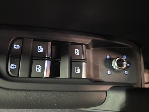 Used 2023 Audi Q5 2.0T Premium Plus w/ Premium Plus Package AWD/4WD image 31