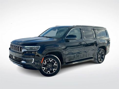 Used 2023 Jeep Wagoneer Series III w/ Preferred Equipment Group image 1