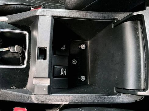 Used 2017 Honda Accord EX-L image 33