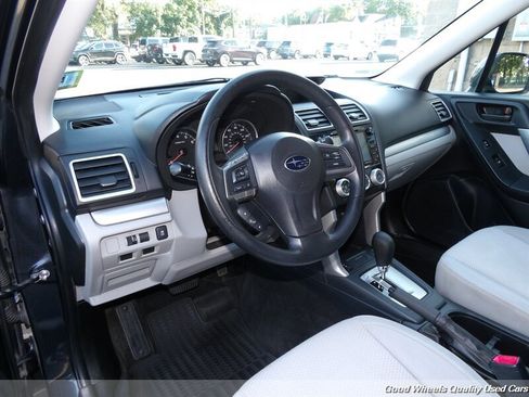 Used 2016 Subaru Forester 2.5i Premium w/ All-Weather Package AWD/4WD image 10