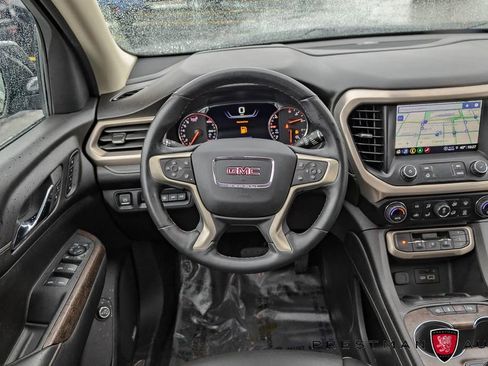 Used 2023 GMC Acadia Denali w/ Denali Technology Package AWD/4WD image 2