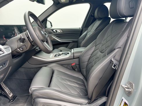 Used 2024 BMW X5 sDrive40i w/ M Sport Package RWD image 5