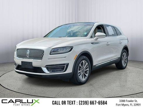 Used 2019 Lincoln Nautilus Select image 3