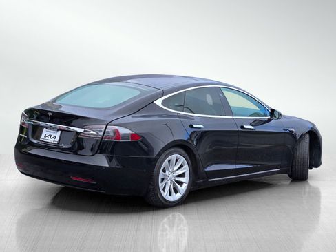 Used 2018 Tesla Model S AWD image 4