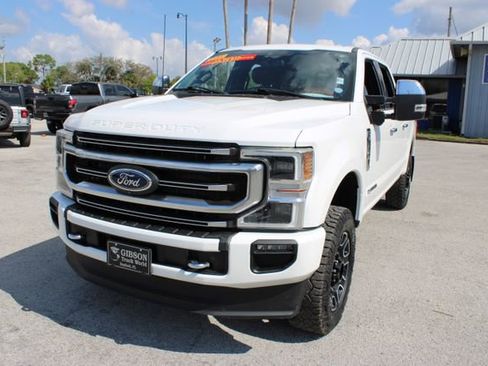 Used 2022 Ford F250 Platinum AWD/4WD image 3