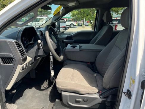 Used 2022 Ford F250 XLT AWD/4WD image 9