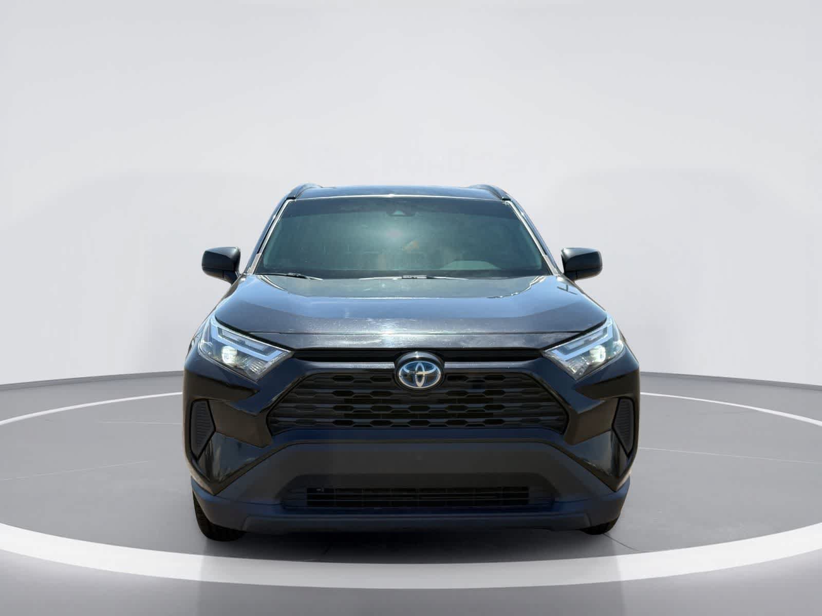 Used 2023 Toyota RAV4 LE AWD/4WD image 7