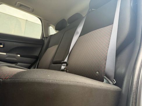 Used 2019 Mitsubishi Outlander Sport SE image 9