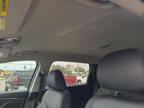 Used 2022 Hyundai Santa Fe SEL FWD image 19
