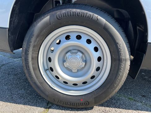 New 2026 Ford Maverick XL image 41