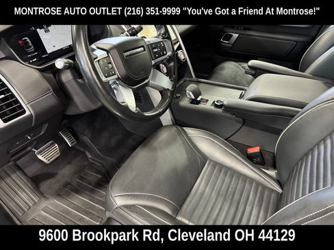 Used 2022 Land Rover Discovery HSE R-Dynamic AWD/4WD image 16