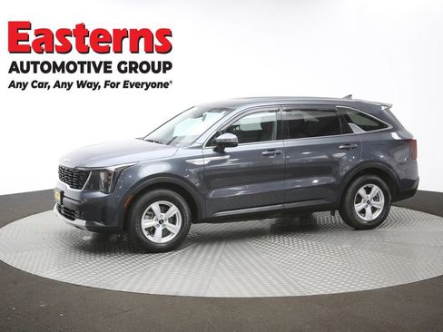Used 2024 Kia Sorento LX FWD image 58