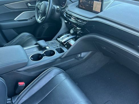Used 2023 Acura MDX SH-AWD w/ Advance Package image 19