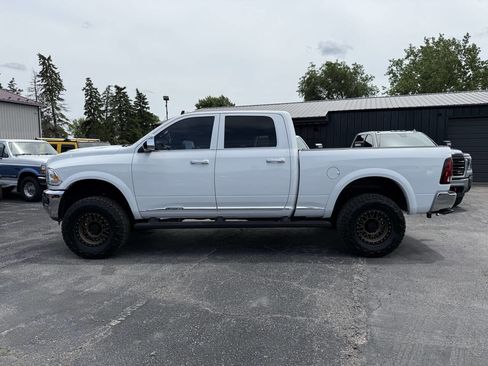 Used 2017 RAM 3500 Laramie Longhorn AWD/4WD image 2