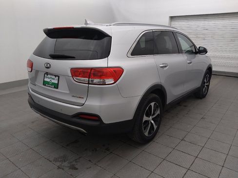 Used 2018 Kia Sorento EX FWD image 9