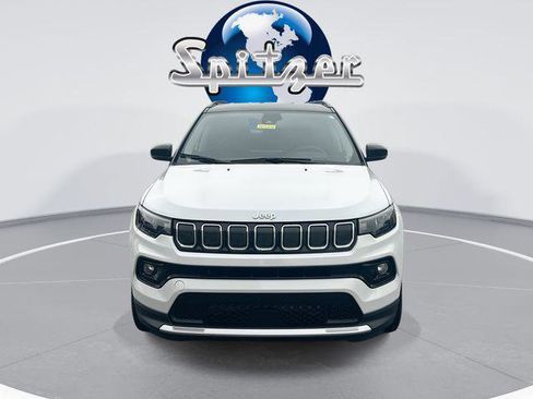 Certified 2022 Jeep Compass Limited image 3
