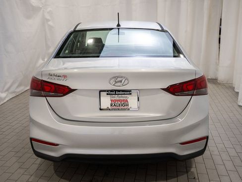 Used 2019 Hyundai Accent SE image 5