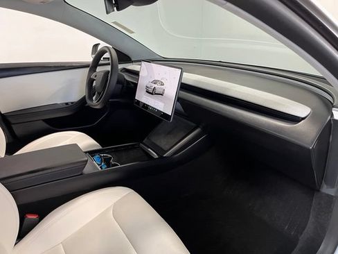Used 2025 Tesla Model 3 Long Range RWD image 11