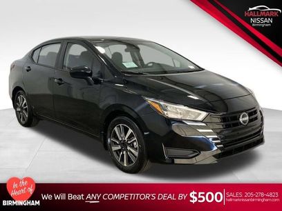 New 2025 Nissan Versa SV w/ Trunk Package