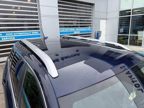 Used 2015 Jeep Cherokee Latitude w/ Cold Weather Group image 6