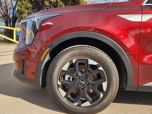 New 2025 Kia Sorento S w/ Panoramic Sunroof Package image 6