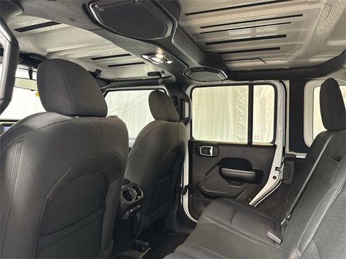 Used 2021 Jeep Wrangler Unlimited Sport image 13