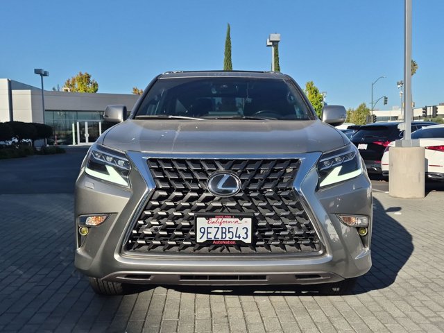 Used 2023 Lexus GX 460 Premium w/ Premium Package AWD/4WD image 2