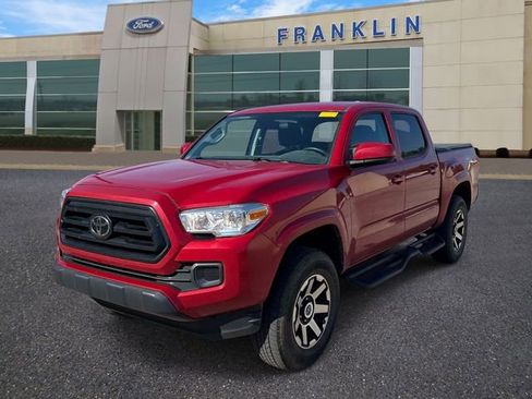 Used 2022 Toyota Tacoma SR AWD/4WD image 3