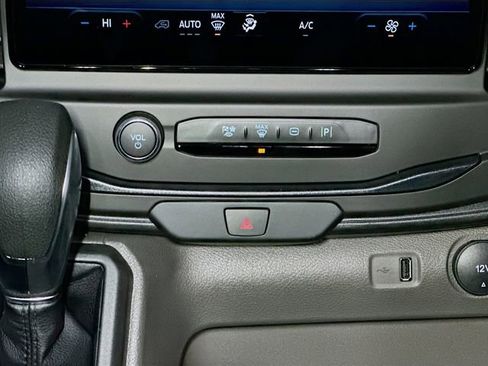 New 2026 Ford Transit 250 148 Medium Roof w/ Exterior Upgrade Package image 10