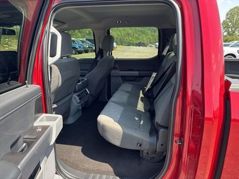 Used 2021 Ford F150 XLT w/ Equipment Group 302A High AWD/4WD image 13